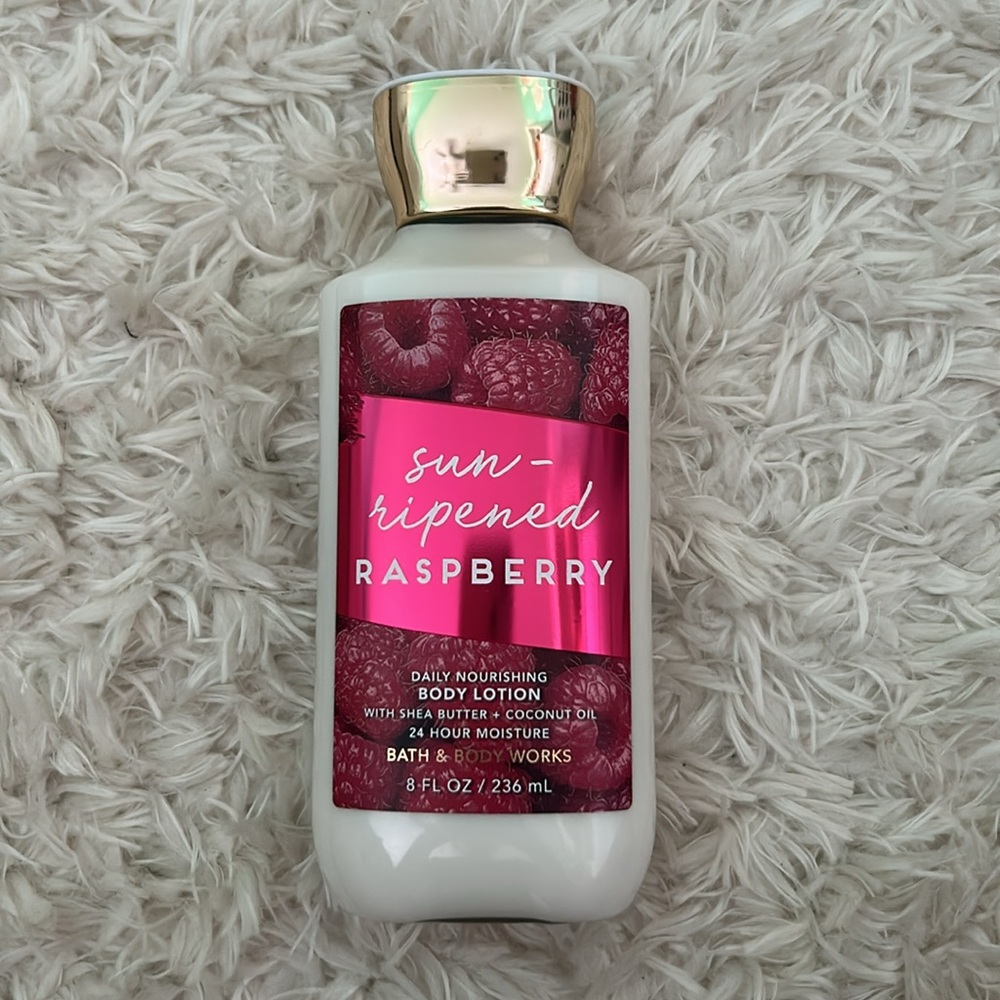 Bath and Body Works Sun Ripened Raspberry Set - Picture 2 of 4